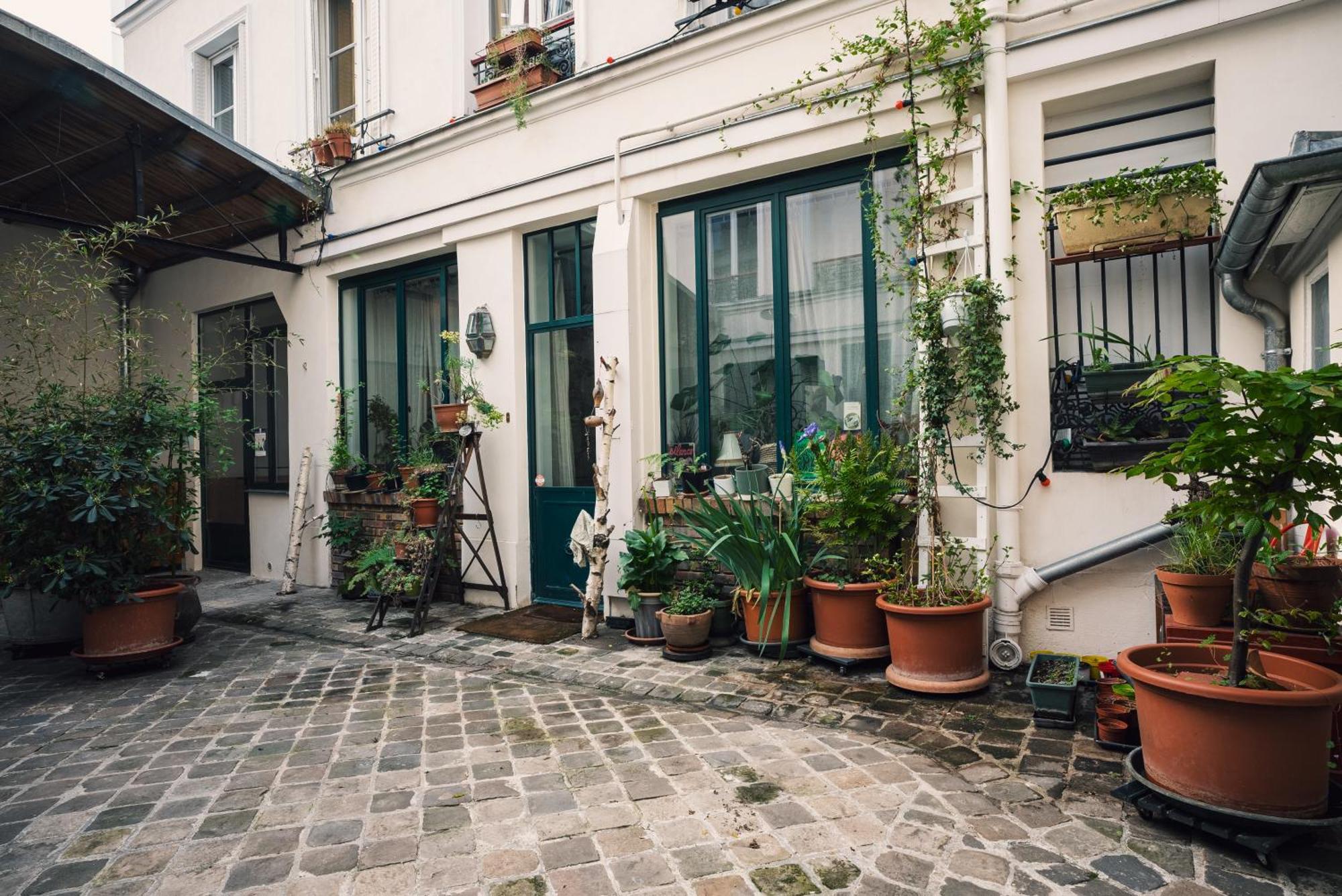 Duplex Sur Cour Arboree Paris Exterior photo